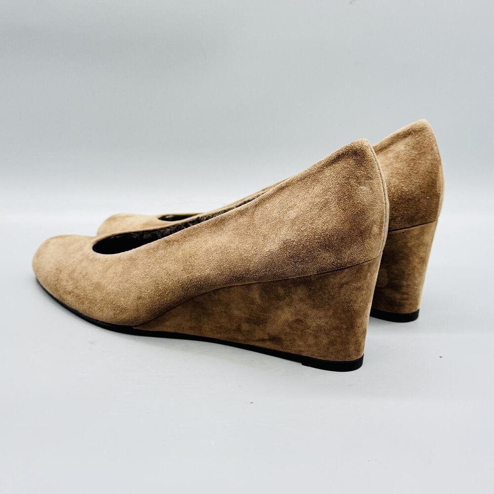 Stuart Weitzman Shoes Womens 8.5 Beige Suede Wedge Pumps Fur Lined Round Toe - Picture 5 of 10